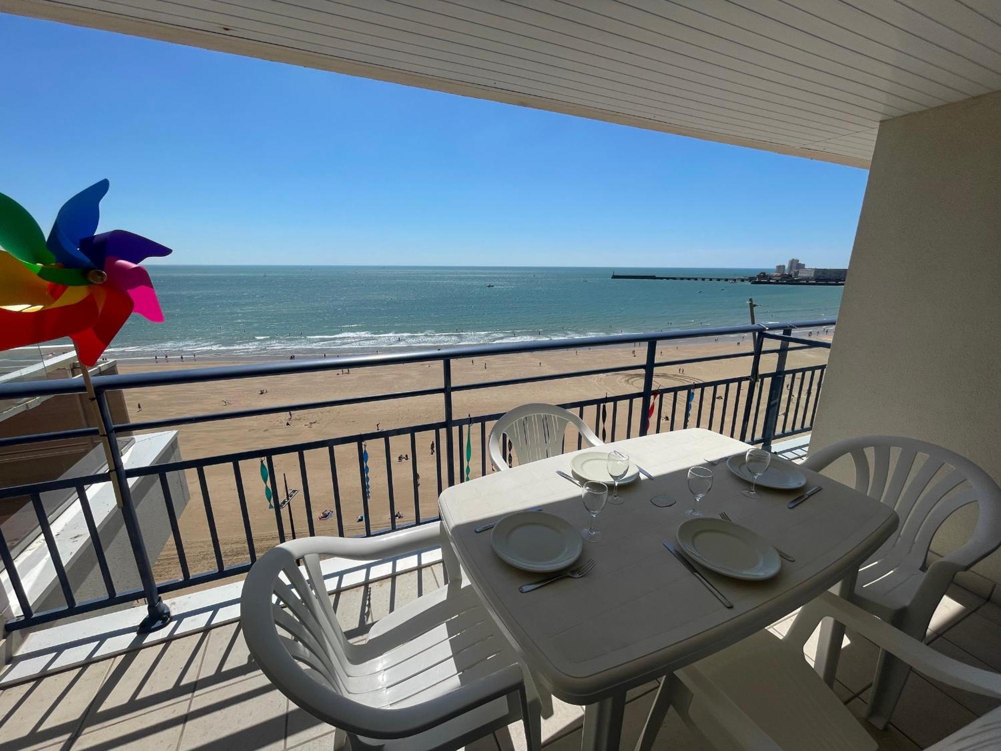 Face Ocean : T3 Au 9eme Avec Balcon-terrasse, Centre Et Ville, Confort - Fr-1-92-645 Апартаменты Ле-Сабль-д’Олон